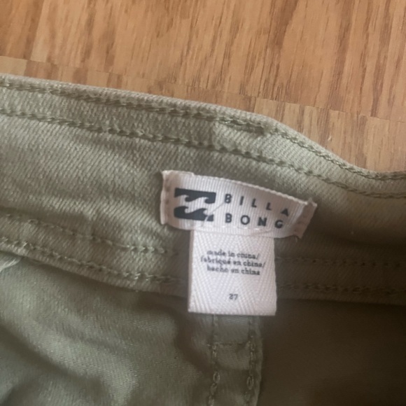 Green Billabong flared pants - Picture 9 of 10